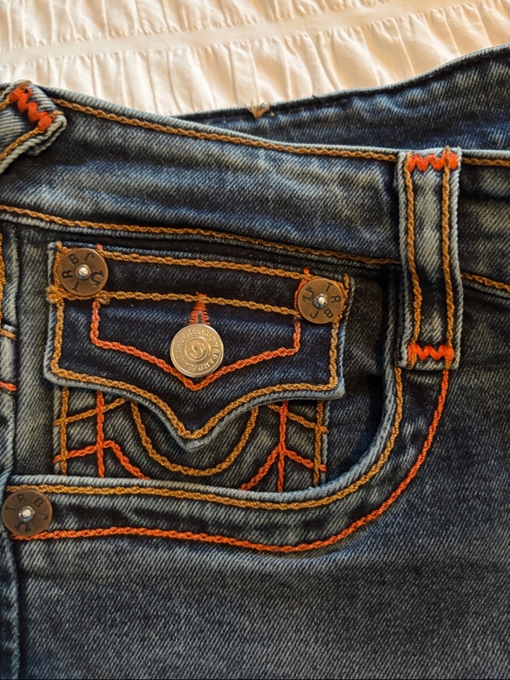 True Religion Blue Denim Jeans with Red Label Accents - Picture 6 of 15